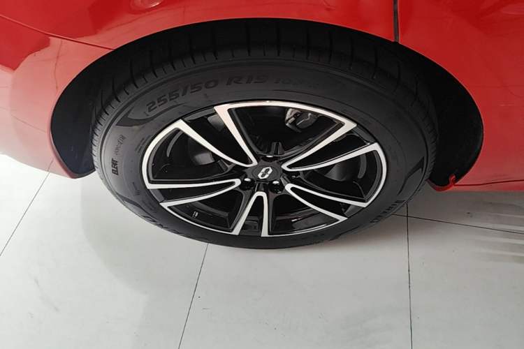 Used Hima AITO M5 2024 Extended-Range Max Rear-Wheel Drive Advanced Intelligent Driving Version Right Rear Wheel Hub