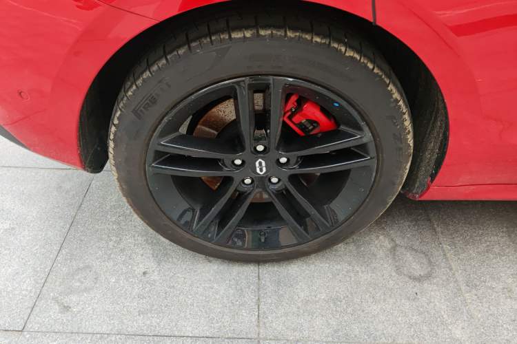 Used Hima AITO M5 2024 Extended-Range Max RS Four-Wheel Drive Advanced Intelligent Driving Version Right Rear Wheel Hub