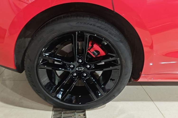Used Hima AITO M5 2024 Extended-Range Max RS Four-Wheel Drive Advanced Intelligent Driving Version Right Rear Wheel Hub