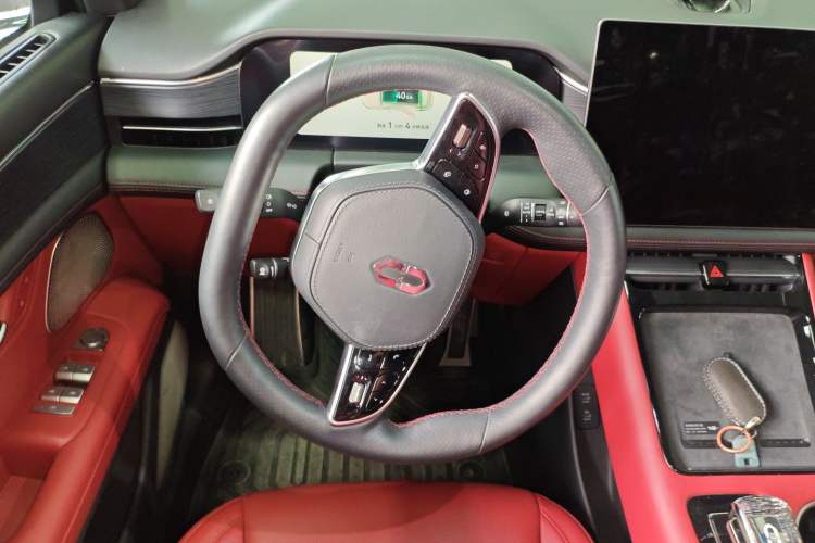 Used Hima AITO M5 2024 Extended-Range Max RS Four-Wheel Drive Advanced Intelligent Driving Version Steering Wheel