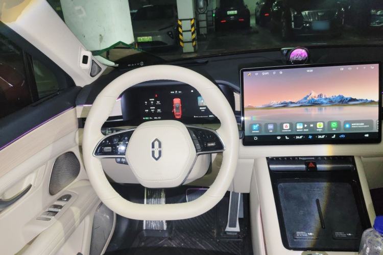Used Hima AITO M5 2024 All-Electric Max Rear-Drive Advanced Intelligent Driving Version Steering Wheel