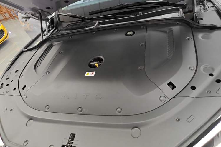 Used Hima AITO M5 2024 Extended-Range Max RS Four-Wheel Drive Advanced Intelligent Driving Version Engine Bay