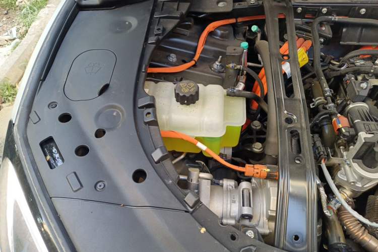 Used Hima AITO M5 2024 Extended-Range Max RS Four-Wheel Drive Advanced Intelligent Driving Version Engine Bay Right