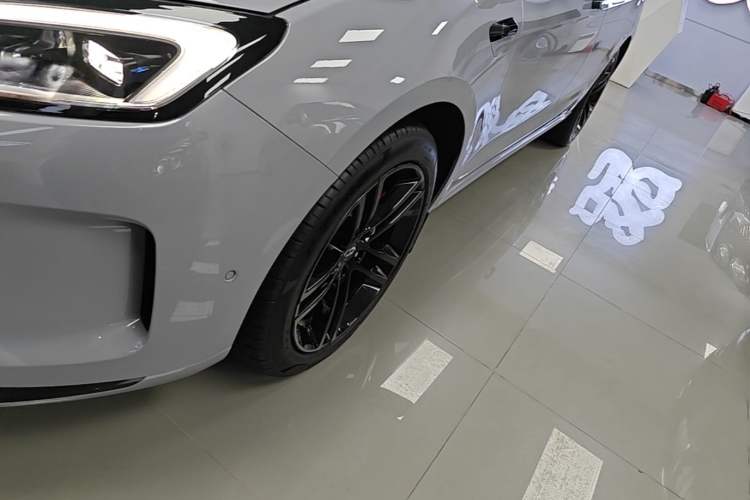 Used Hima AITO M5 2024 Extended-Range Max RS Four-Wheel Drive Advanced Intelligent Driving Version Exterior 4