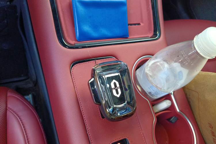 Used Hima AITO M5 2024 Extended-Range Max RS Four-Wheel Drive Advanced Intelligent Driving Version Gear Lever