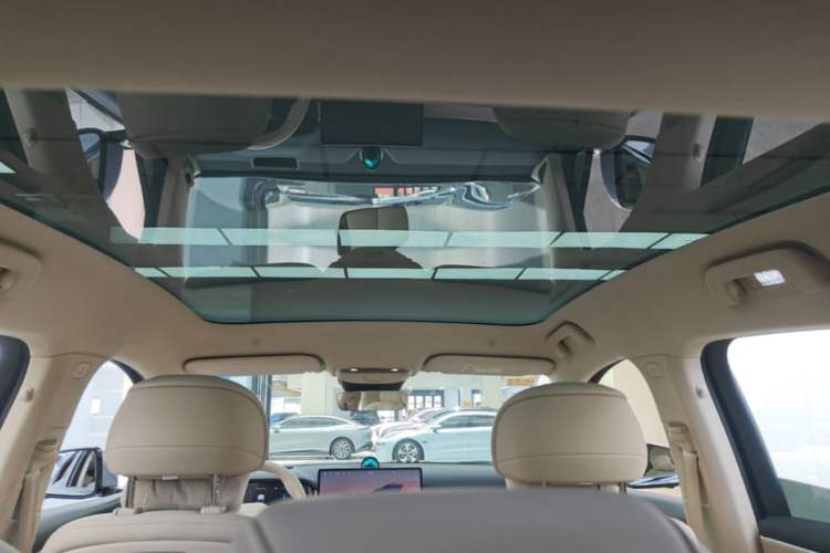 Used Hima AITO M5 2024 Extended-Range Max RS Four-Wheel Drive Advanced Intelligent Driving Version Headliner