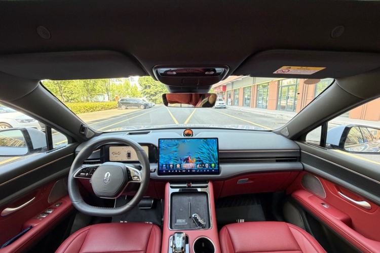 Used Hima AITO M5 2024 Extended-Range Max RS Four-Wheel Drive Advanced Intelligent Driving Version Interior 2