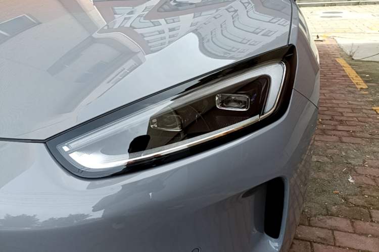 Used Hima AITO M5 2024 Extended-Range Max RS Four-Wheel Drive Advanced Intelligent Driving Version Left Front Headlight