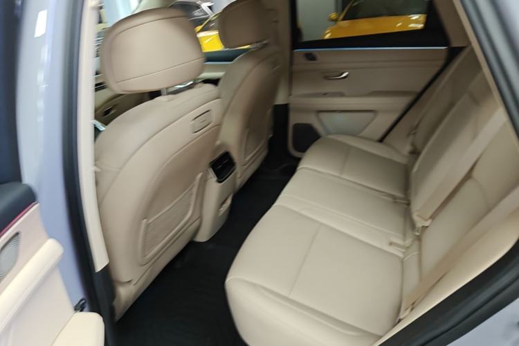 Used Hima AITO M5 2024 Extended-Range Max RS Four-Wheel Drive Advanced Intelligent Driving Version Left Rear Seat