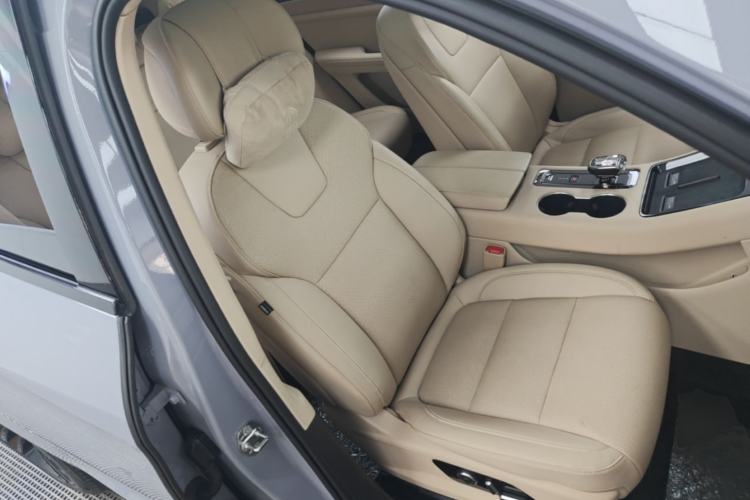 Used Hima AITO M5 2024 Extended-Range Max RS Four-Wheel Drive Advanced Intelligent Driving Version Right Front Seat