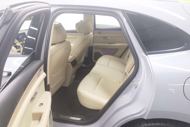 Used Hima AITO M5 2024 Extended-Range Max RS Four-Wheel Drive Advanced Intelligent Driving Version Right Rear Seat