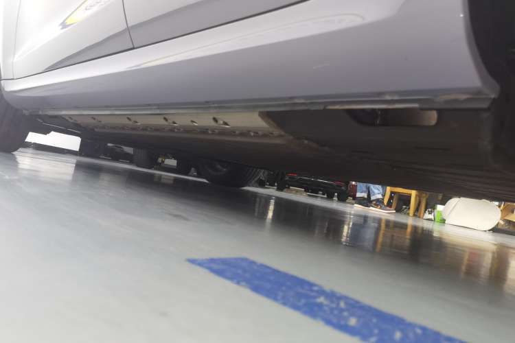 Used Hima AITO M5 2024 Extended-Range Max RS Four-Wheel Drive Advanced Intelligent Driving Version Right Side Sill