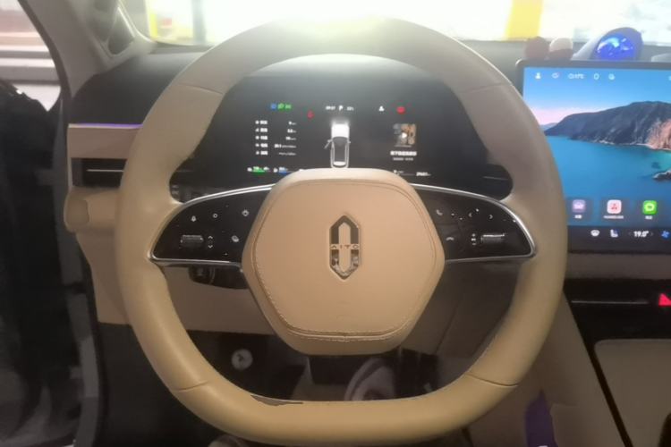 Used Hima AITO M5 2024 Extended-Range Max RS Four-Wheel Drive Advanced Intelligent Driving Version Steering Wheel
