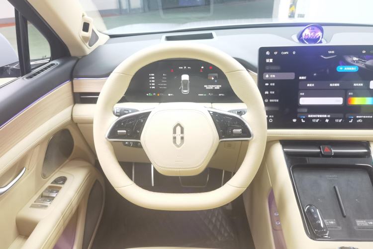 Used Hima AITO M5 2024 Extended-Range Max RS Four-Wheel Drive Advanced Intelligent Driving Version Steering Wheel