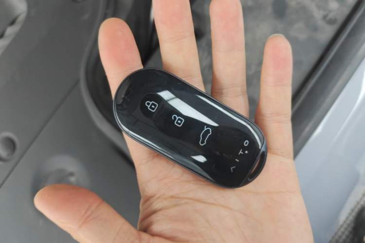 Used Hima AITO M5 2024 Extended-Range Max RS Four-Wheel Drive Advanced Intelligent Driving Version Vehicle Key