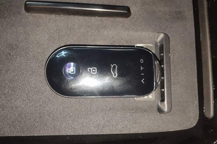 Used Hima AITO M5 2024 All-Electric Max Rear-Drive Advanced Intelligent Driving Version Vehicle Key