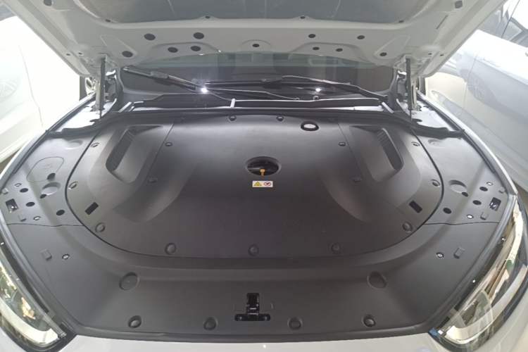 Used Hima AITO M5 2024 Extended-Range Max Rear-Wheel Drive Advanced Intelligent Driving Version Engine Bay