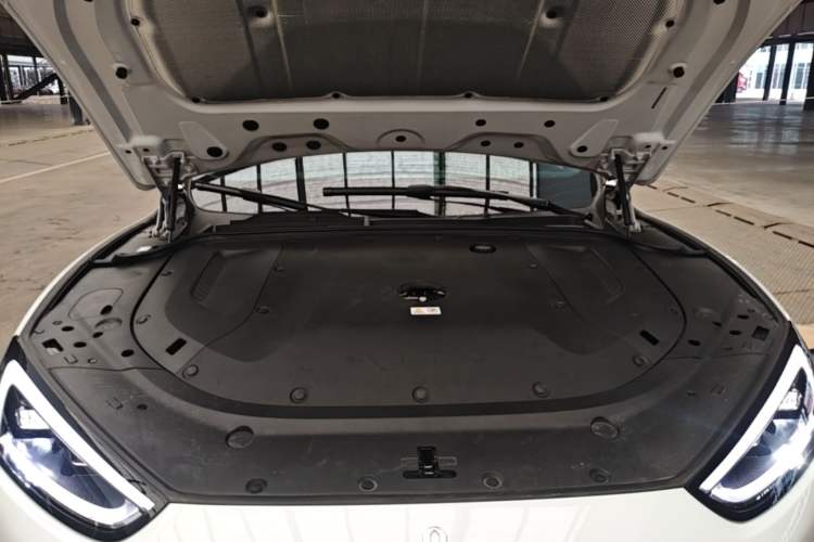 Used Hima AITO M5 2024 Extended-Range Max Rear-Wheel Drive Advanced Intelligent Driving Version Engine Bay