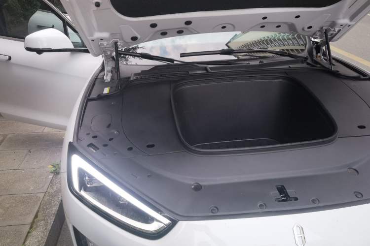 Used Hima AITO M5 2024 All-Electric Max Rear-Drive Advanced Intelligent Driving Version Engine Bay Right