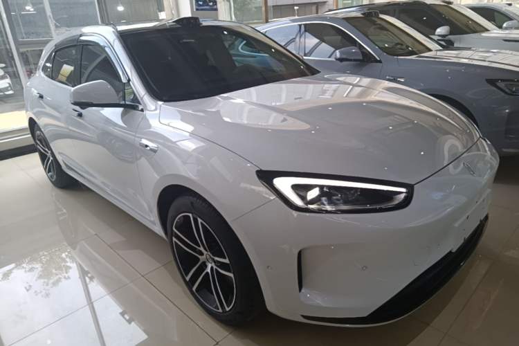 Used Hima AITO M5 2024 Extended-Range Max Rear-Wheel Drive Advanced Intelligent Driving Version Front Right 45 Deg