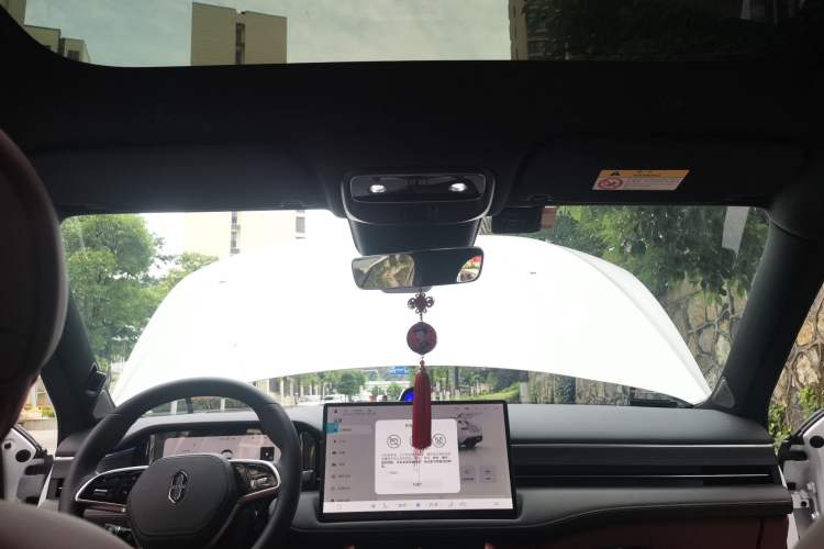 Used Hima AITO M5 2024 All-Electric Max Rear-Drive Advanced Intelligent Driving Version Headliner