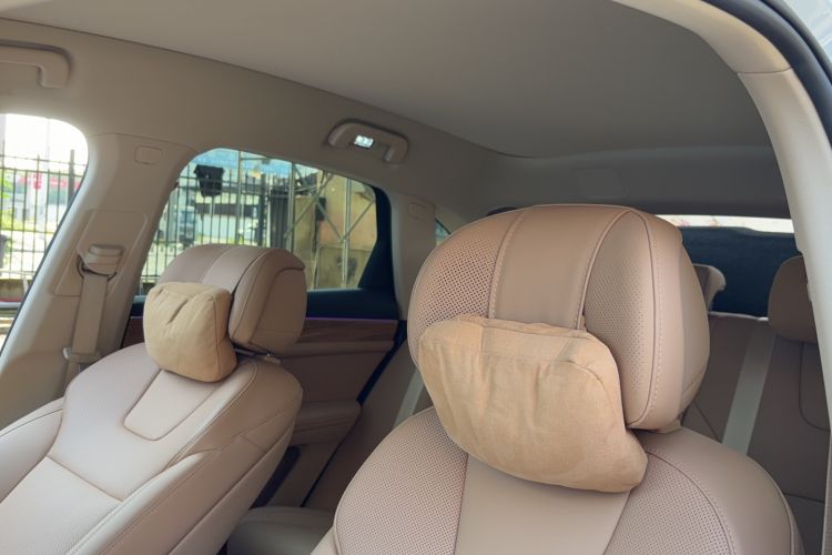 Used Hima AITO M5 2024 Extended-Range Max Rear-Wheel Drive Advanced Intelligent Driving Version Headliner