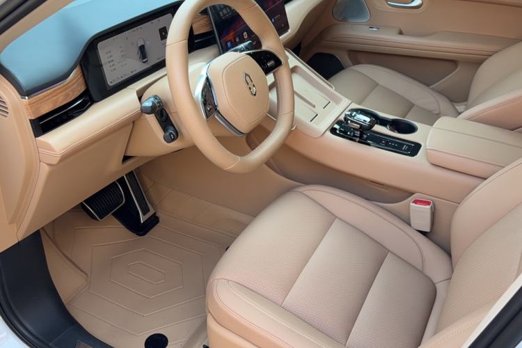 Used Hima AITO M5 2024 Extended-Range Max Rear-Wheel Drive Advanced Intelligent Driving Version Interior 6