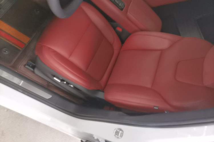 Used Hima AITO M5 2024 Extended-Range Max Rear-Wheel Drive Advanced Intelligent Driving Version Left Front Seat