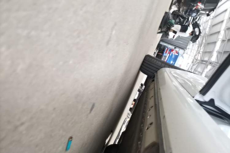 Used Hima AITO M5 2024 Extended-Range Max Rear-Wheel Drive Advanced Intelligent Driving Version Left Side Sill