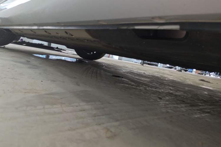 Used Hima AITO M5 2024 Extended-Range Max Rear-Wheel Drive Advanced Intelligent Driving Version Left Side Sill