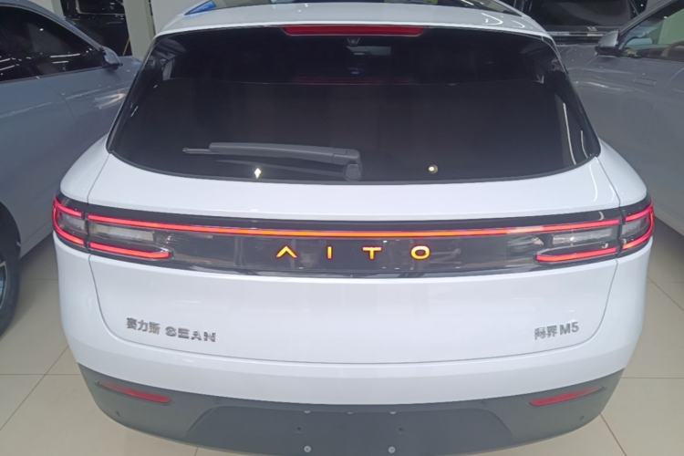 Used Hima AITO M5 2024 Extended-Range Max Rear-Wheel Drive Advanced Intelligent Driving Version Rear