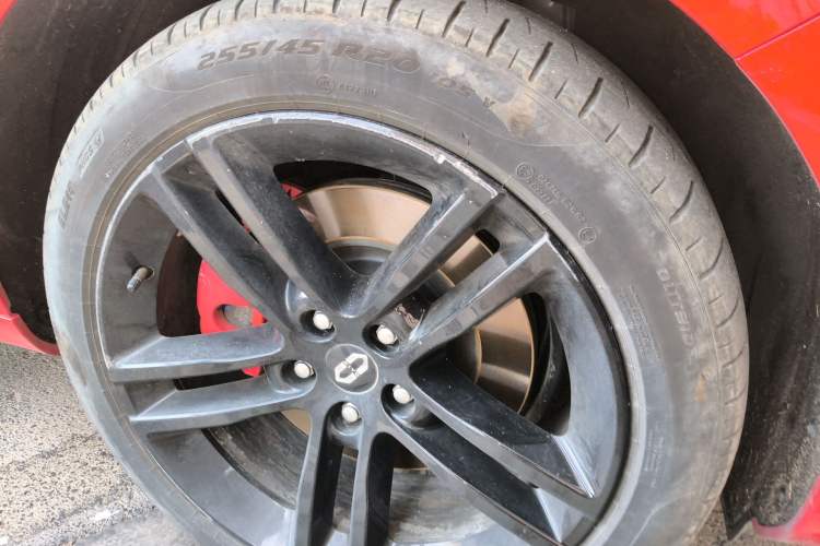 Used Hima AITO M5 2024 Extended-Range Max RS Four-Wheel Drive Advanced Intelligent Driving Version Right Front Wheel Hub