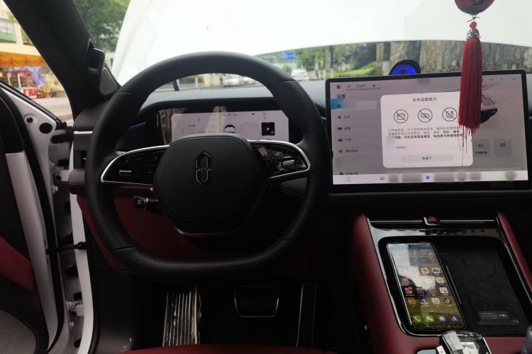 Used Hima AITO M5 2024 All-Electric Max Rear-Drive Advanced Intelligent Driving Version Steering Wheel