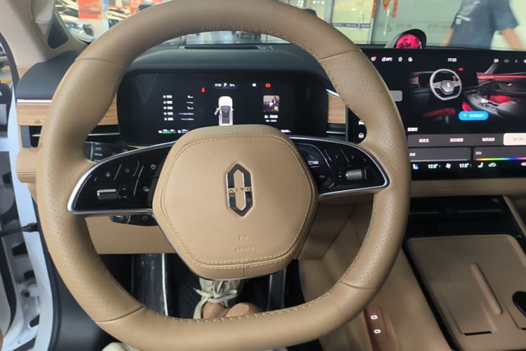 Used Hima AITO M5 2024 Extended-Range Max Rear-Wheel Drive Advanced Intelligent Driving Version Steering Wheel
