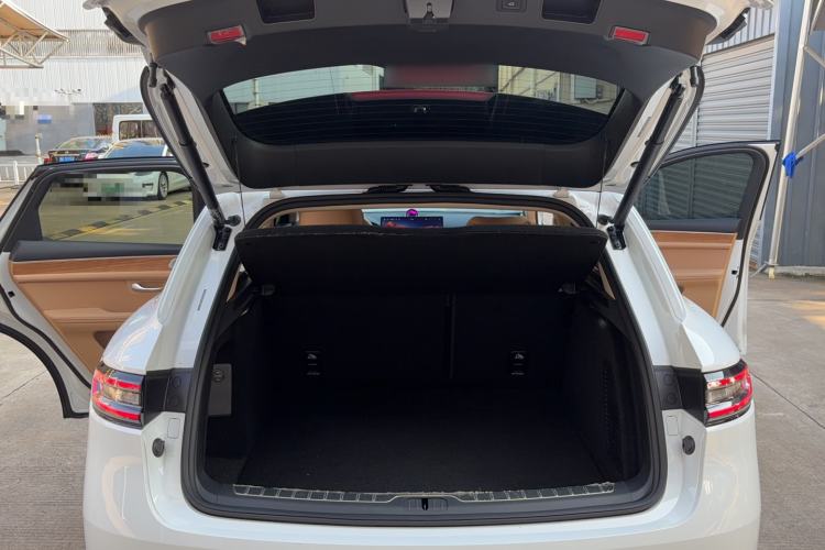 Used Hima AITO M5 2024 Extended-Range Max Rear-Wheel Drive Advanced Intelligent Driving Version Trunk
