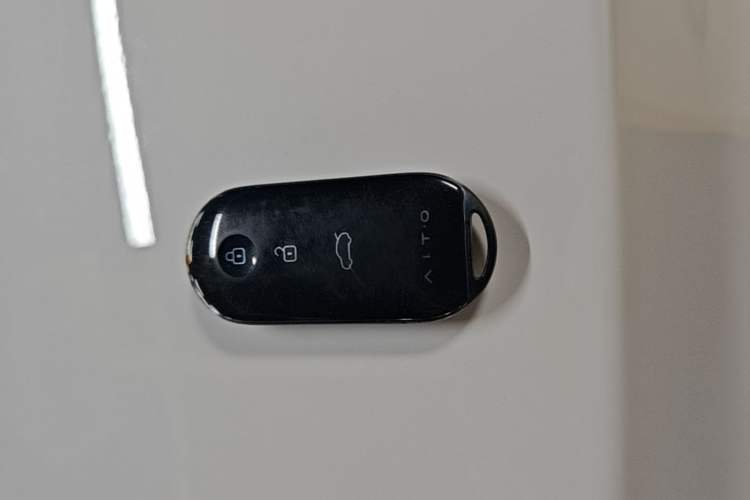 Used Hima AITO M5 2024 All-Electric Max Rear-Drive Advanced Intelligent Driving Version Vehicle Key