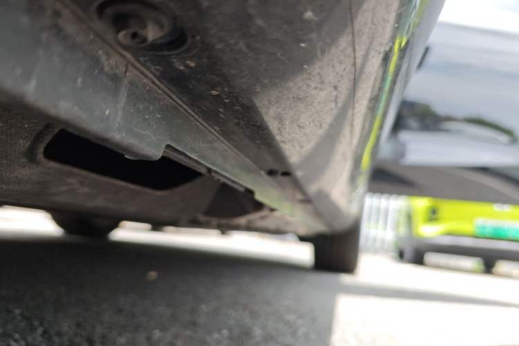 Used Hima AITO M5 2025 Extended-Range Ultra Rear-Wheel-Drive Version Chassis Front Left