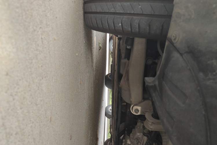 Used Hima AITO M5 2025 Extended-Range Ultra Rear-Wheel-Drive Version Chassis Rear Left