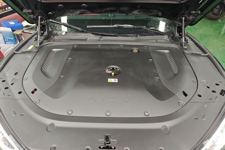 Used Hima AITO M5 2025 Extended-Range Ultra Rear-Wheel-Drive Version Engine Bay
