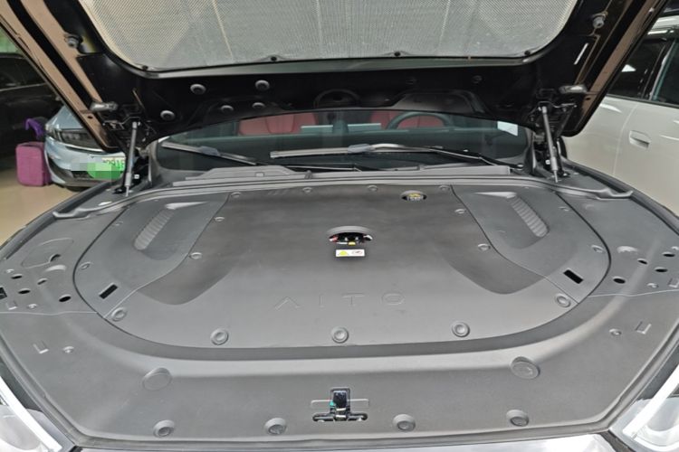 Used Hima AITO M5 2025 Extended-Range Ultra Rear-Wheel-Drive Version Engine Bay