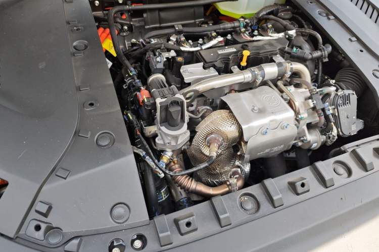 Used Hima AITO M5 2025 Extended-Range Ultra Rear-Wheel-Drive Version Engine Bay Right