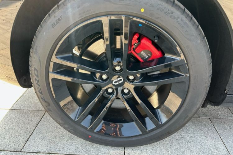 Used Hima AITO M5 2025 Extended-Range Ultra Rear-Wheel-Drive Version Exterior 4