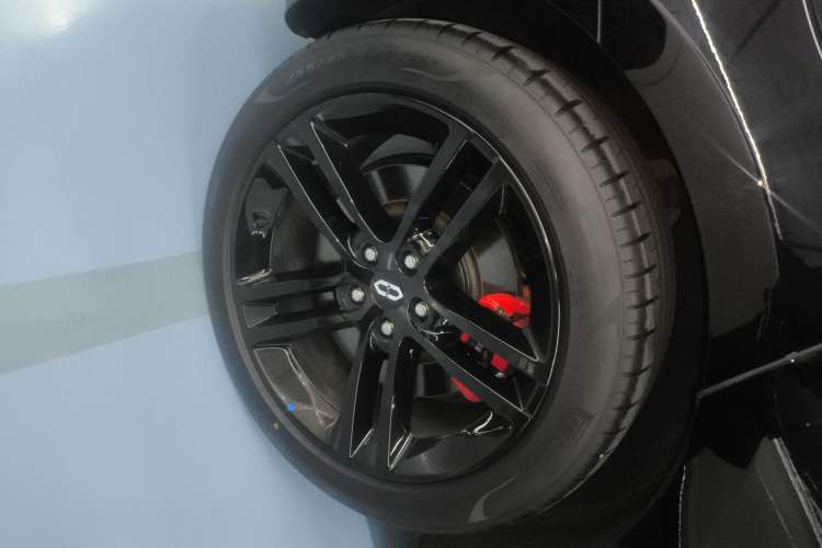 Used Hima AITO M5 2025 Extended-Range Ultra Rear-Wheel-Drive Version Exterior 5