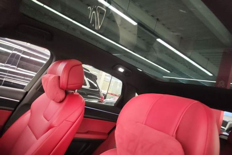 Used Hima AITO M5 2025 Extended-Range Ultra All-Wheel-Drive Version Headliner