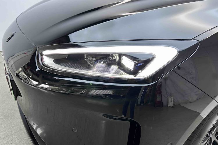 Used Hima AITO M5 2025 Extended-Range Ultra Rear-Wheel-Drive Version Left Front Headlight