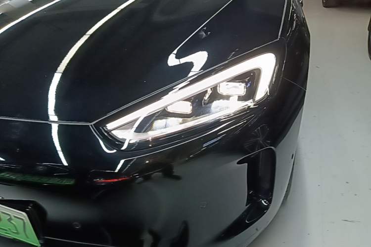 Used Hima AITO M5 2025 Extended-Range Ultra Rear-Wheel-Drive Version Left Front Headlight