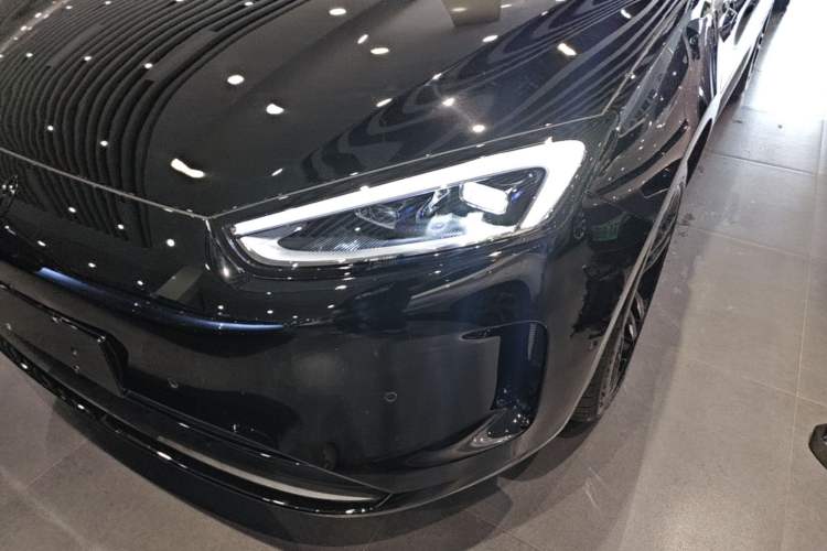 Used Hima AITO M5 2025 Extended-Range Ultra Rear-Wheel-Drive Version Left Front Headlight
