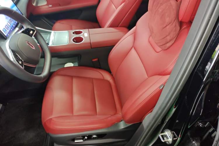 Used Hima AITO M5 2025 Extended-Range Ultra Rear-Wheel-Drive Version Left Front Seat