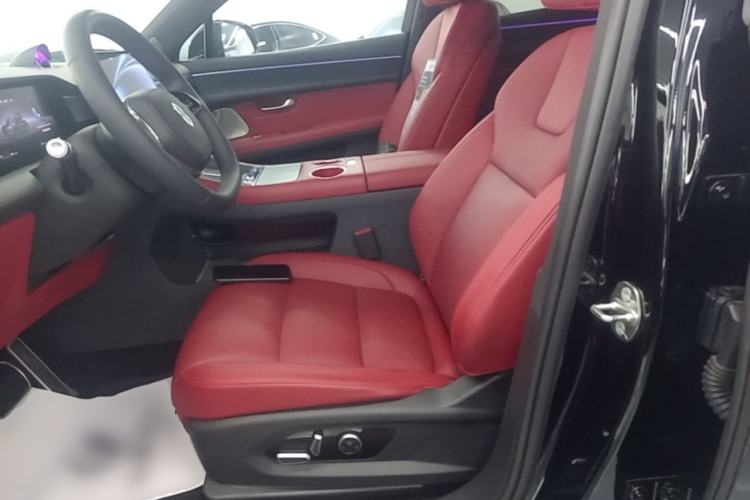 Used Hima AITO M5 2025 Extended-Range Ultra Rear-Wheel-Drive Version Left Front Seat