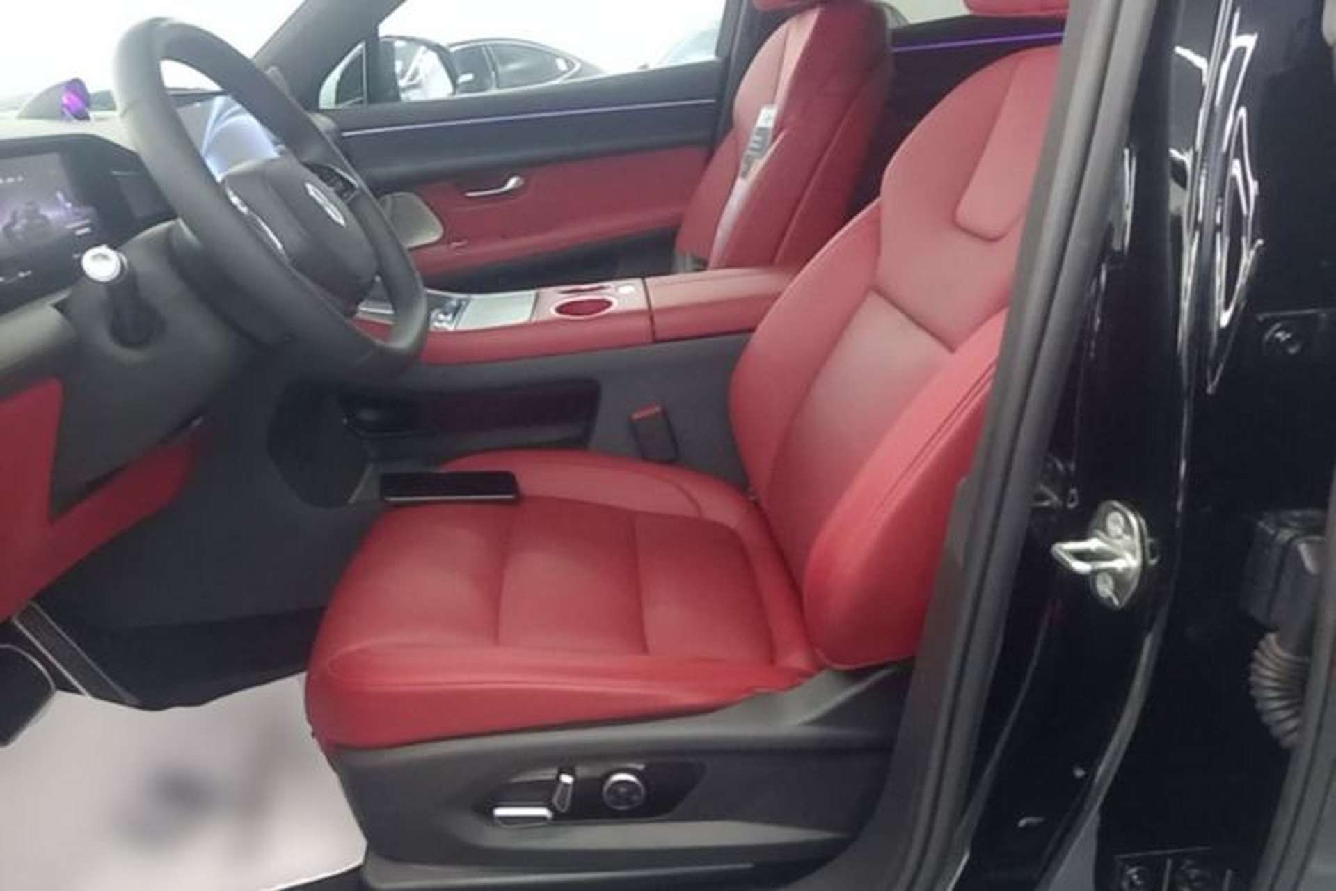 Used Hima AITO M5 2025 Extended-Range Ultra Rear-Wheel-Drive Version Left Front Seat